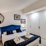 Trevi Miracle Suite
