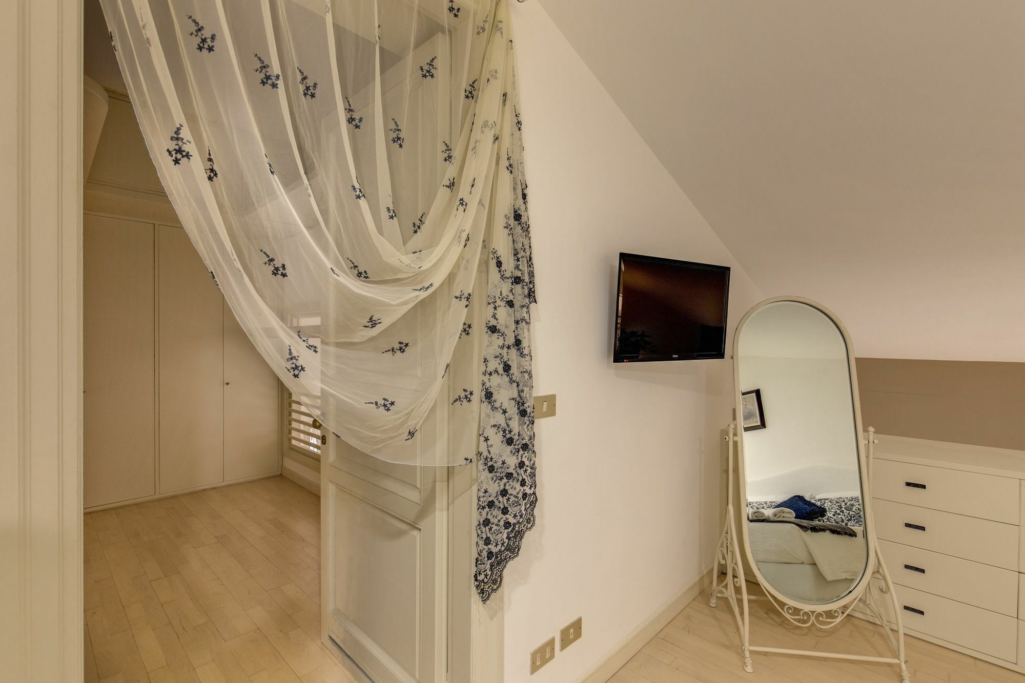 Trevi Miracle Apartment
