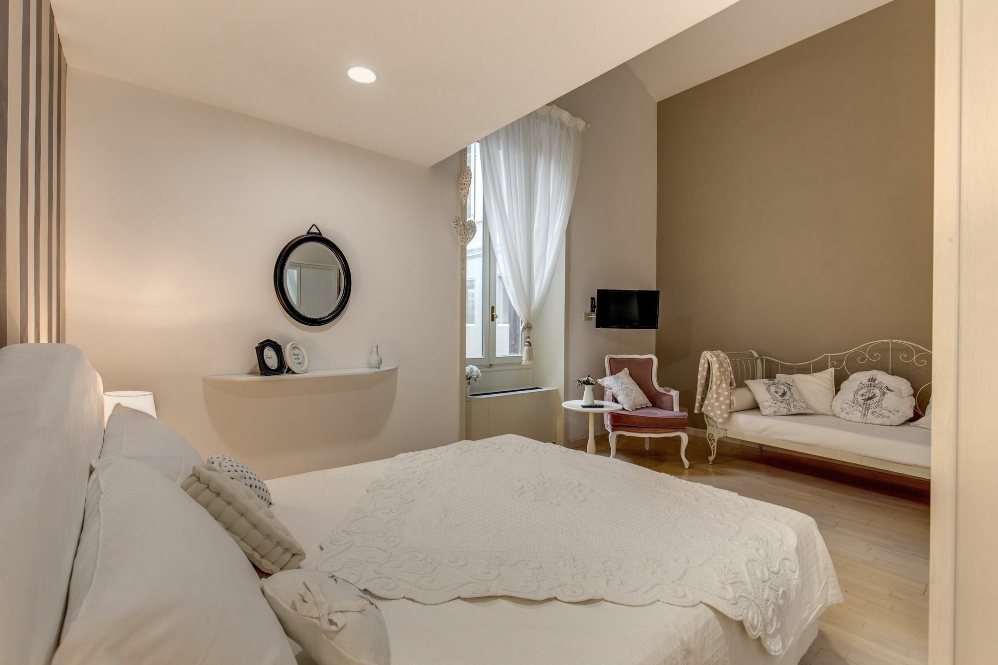 Trevi Miracle Apartment